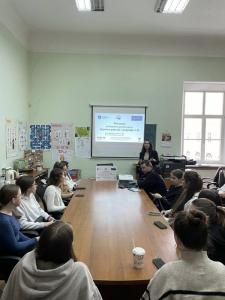 Studenci lwowskiej polonistyki przygotowują się do konkursu językowego